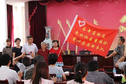 逃离沙漠小镇